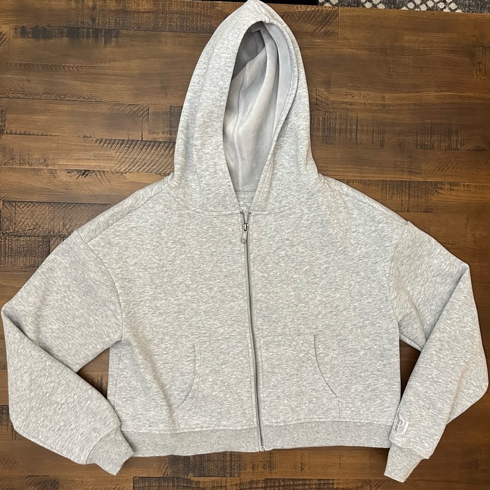 Hill X Sarah Medium Gray Full Zip Hoodie Cropped EUC